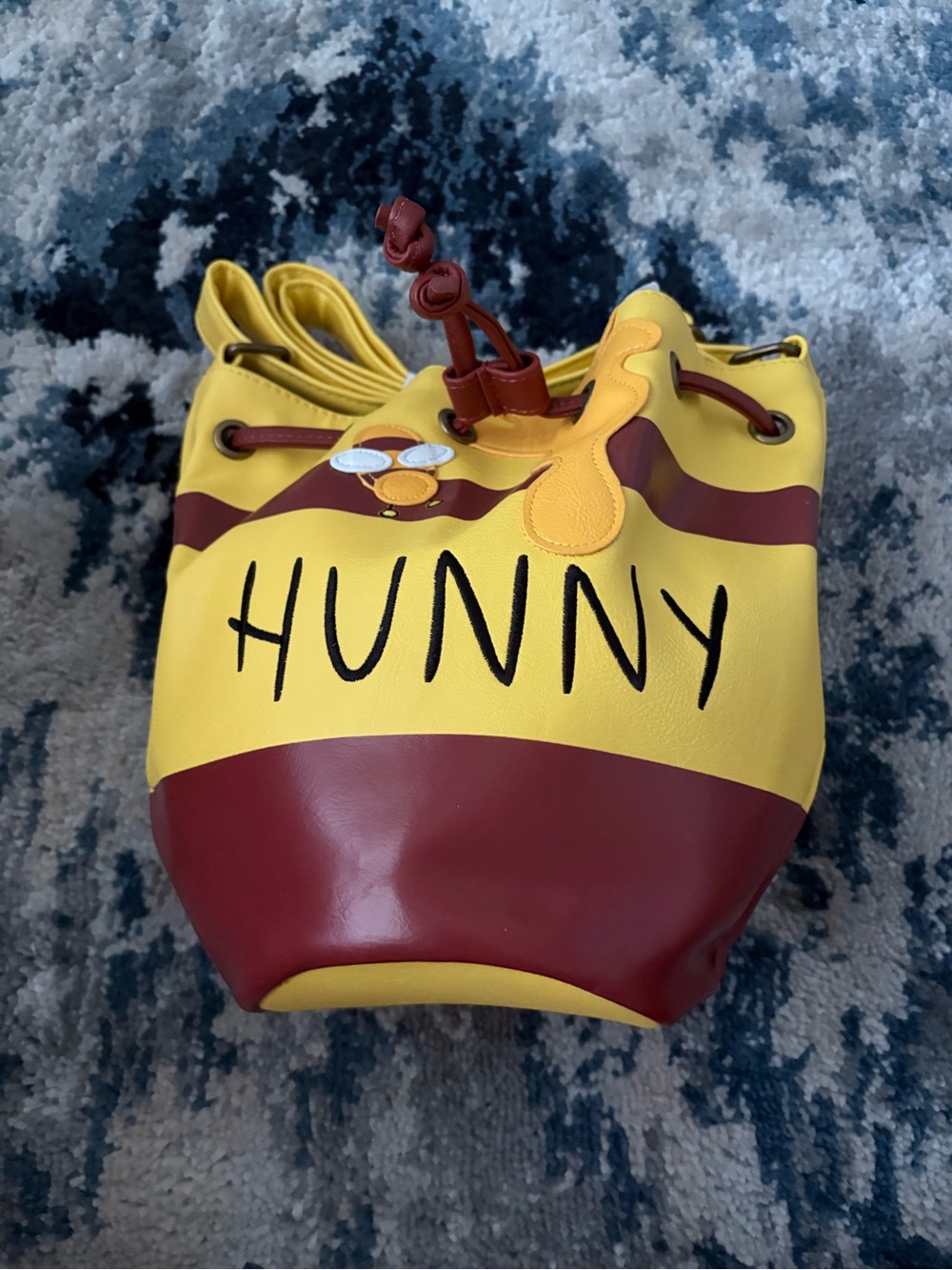 Loungefly Winnie the Pooh Honey Pot "HUNNY" Drawstring Crossbody Bag